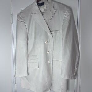 Cream Suit Size 52 R